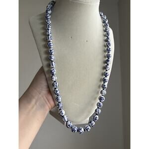 Vintage Chinese Porcelain Blue + White Beaded Knotted Necklace w/ Flower Clasp